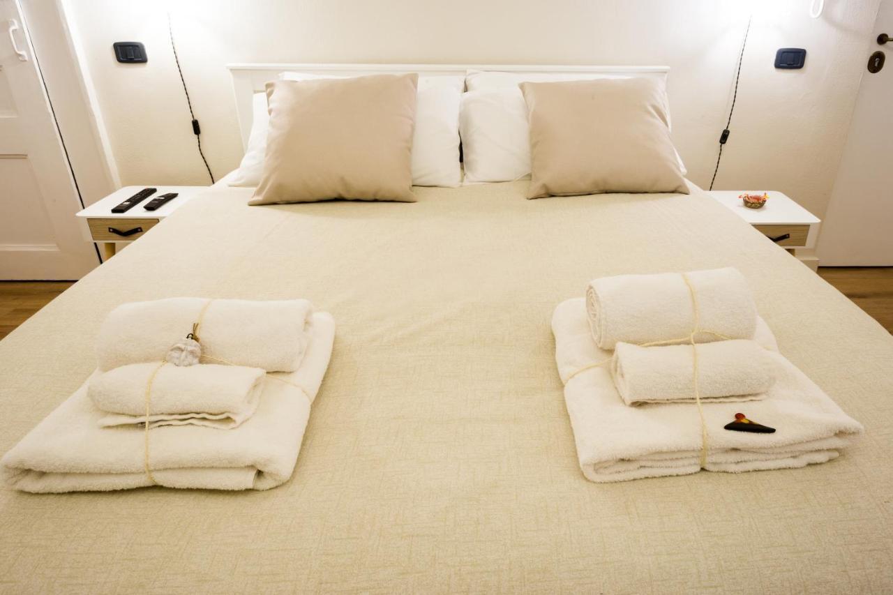 Residenza Sforza Apartment 1 Napoli Eksteriør billede