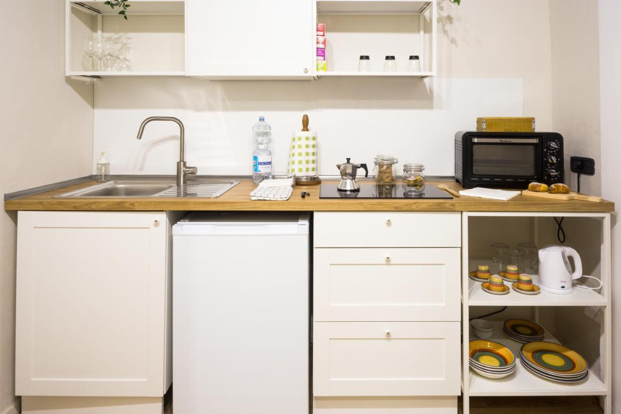 Residenza Sforza Apartment 1 Napoli Eksteriør billede
