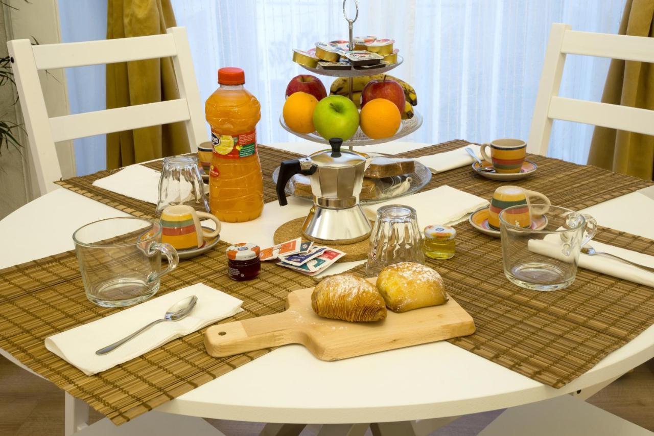 Residenza Sforza Apartment 1 Napoli Eksteriør billede